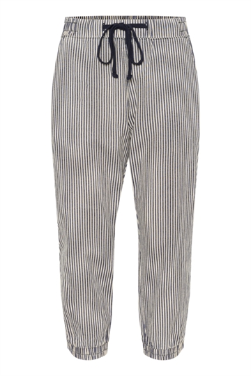 KAnaya Striped Capri Pants
