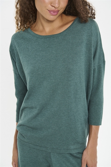 A2561, MilaSZ R-Neck Pullover