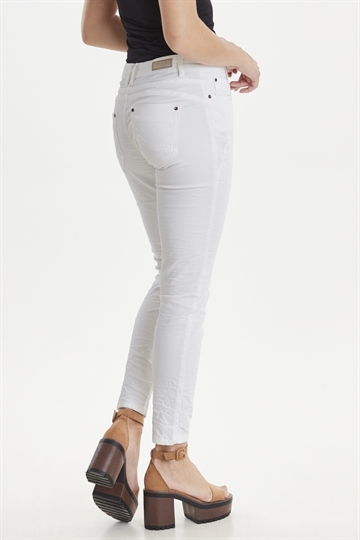 Pulz jeans model Stacia runde former. Højtaljet og super