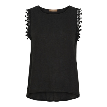 Marta Holly top
